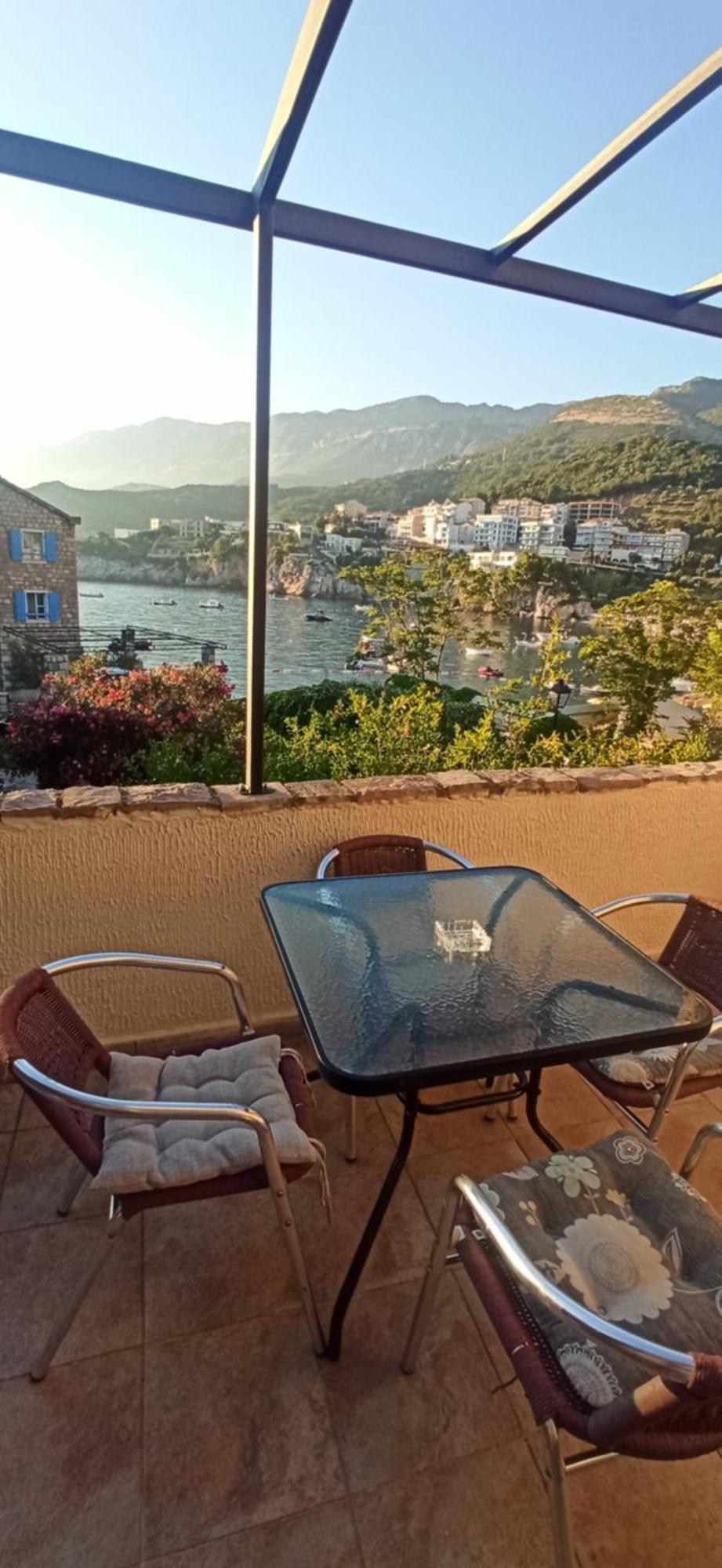 Stone Beach Apartments Pržno Eksteriør billede